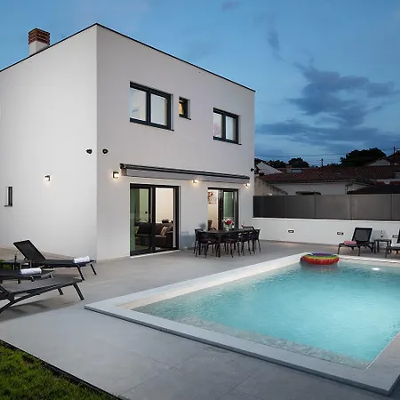 Rudina Villa Pomer